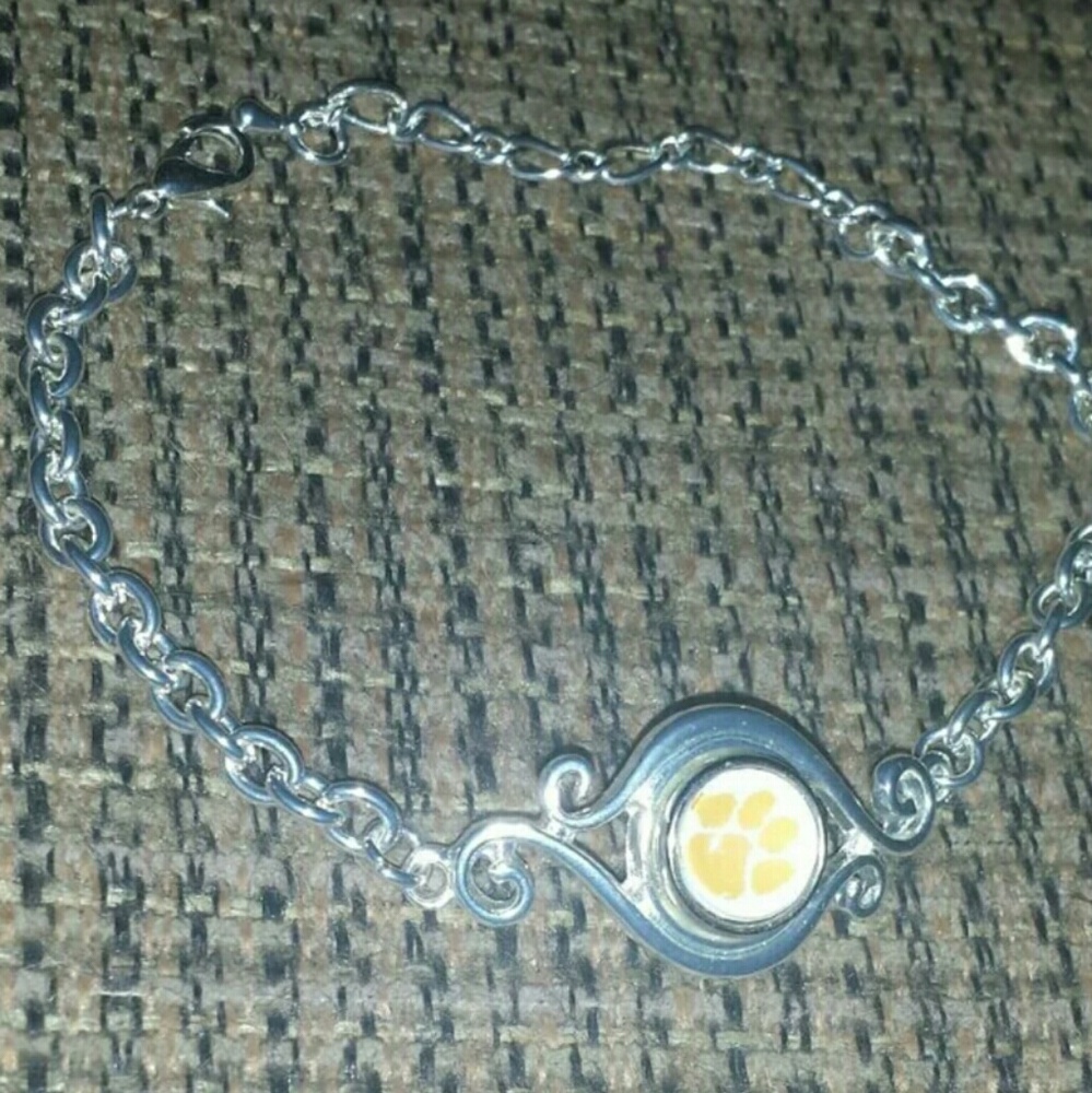 NWOT women's Clemson bracelet